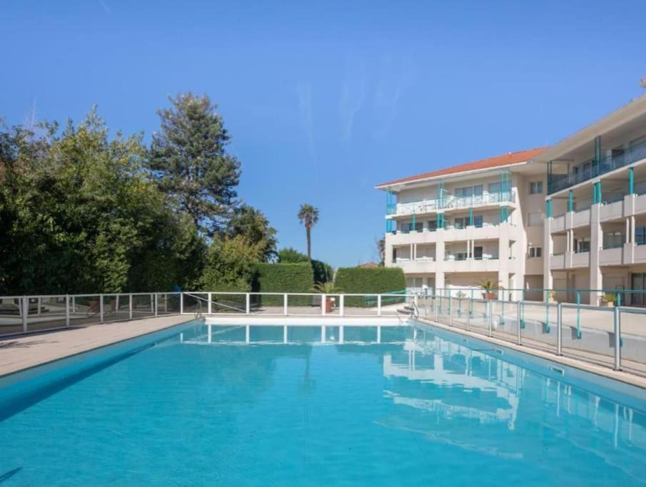 Situation Ideale Piscine Parking Wifi Gare Plage Golf Сібур Екстер'єр фото