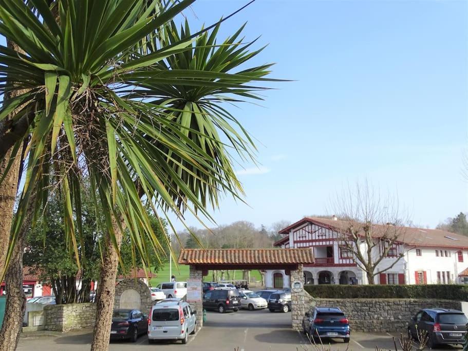 Situation Ideale Piscine Parking Wifi Gare Plage Golf Сібур Екстер'єр фото